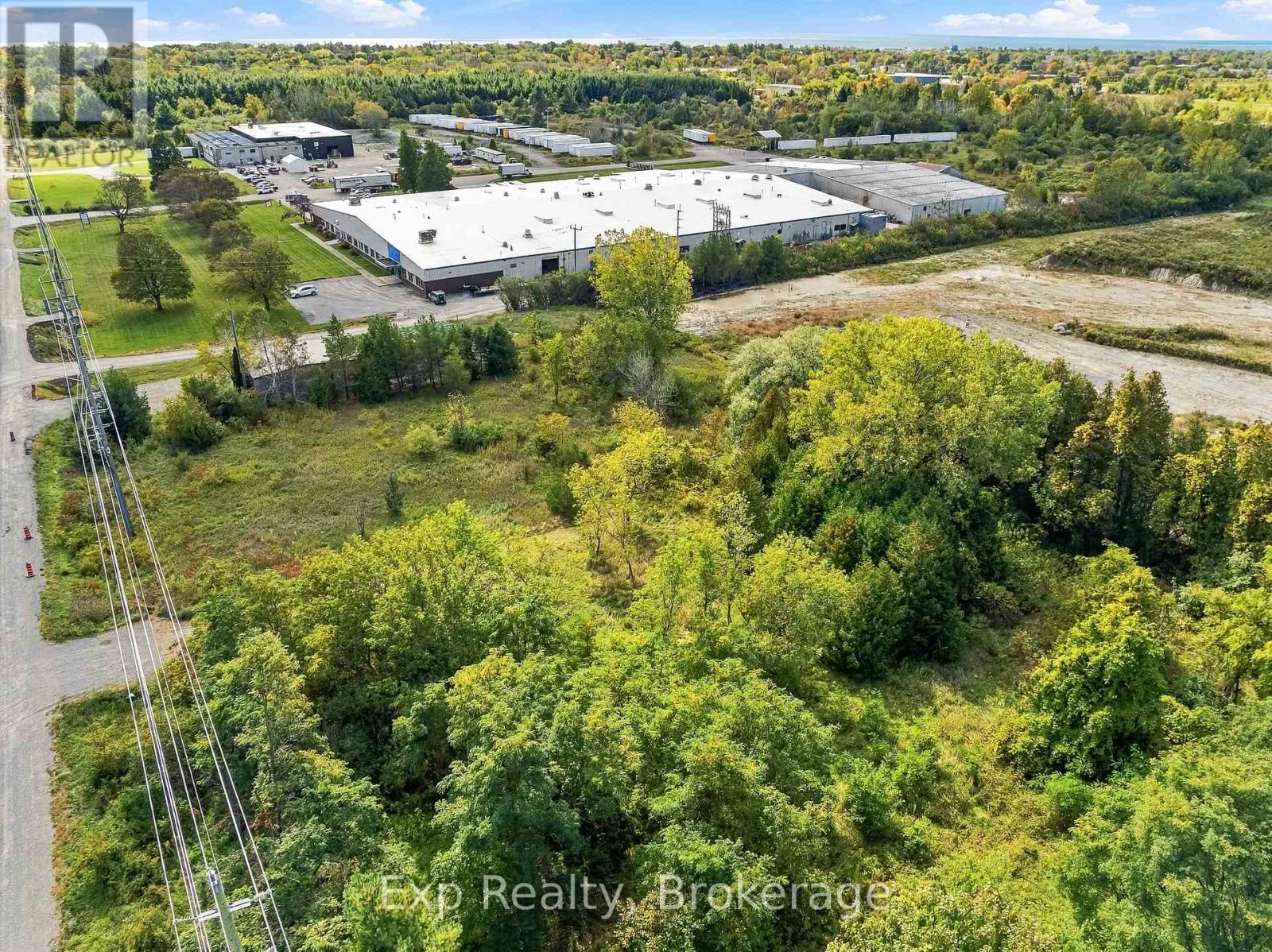 833 Brook Road N Property Photo 10