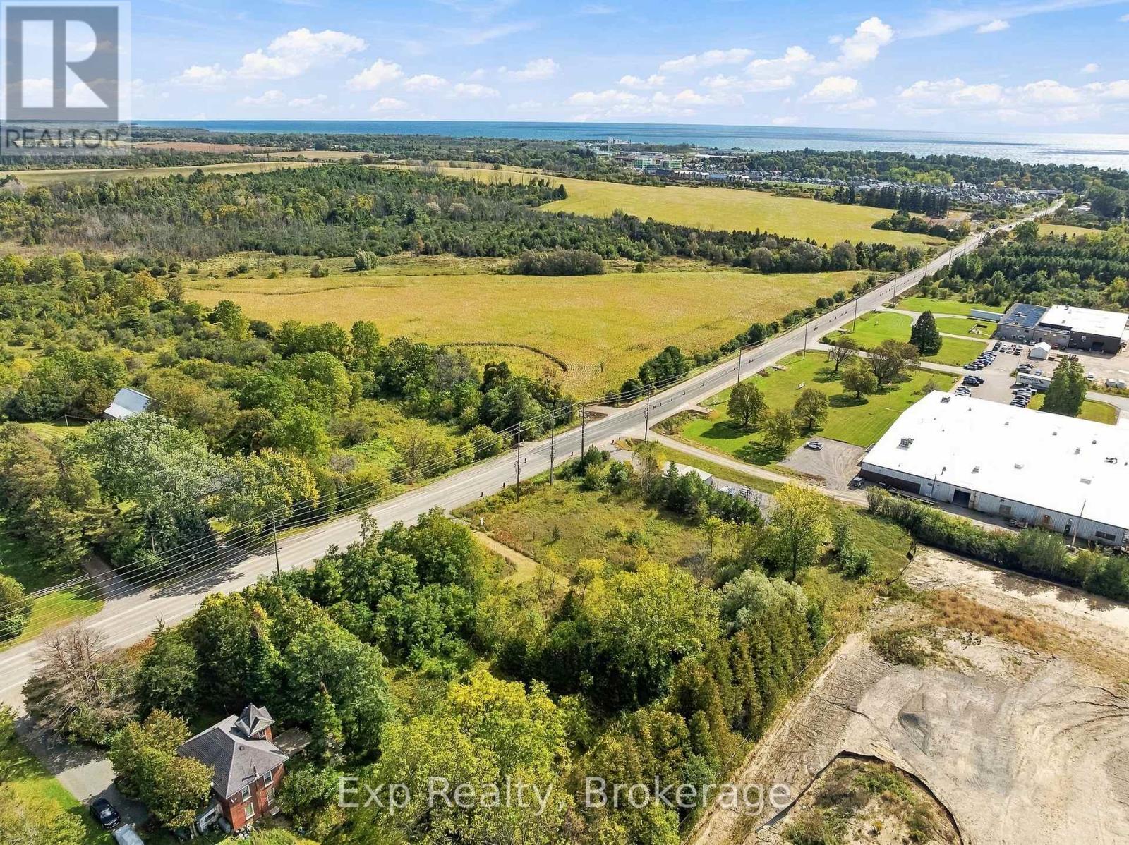 833 Brook Road N Property Photo 13