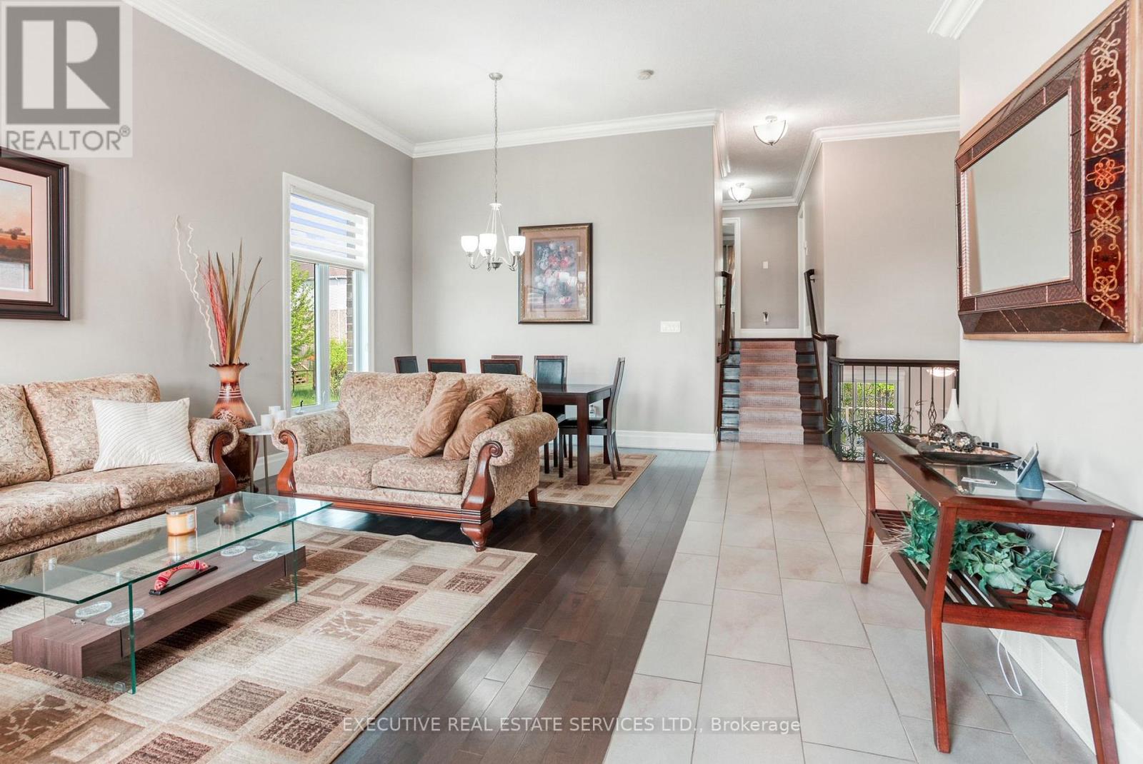 2884 Devon Road Property Photo 6