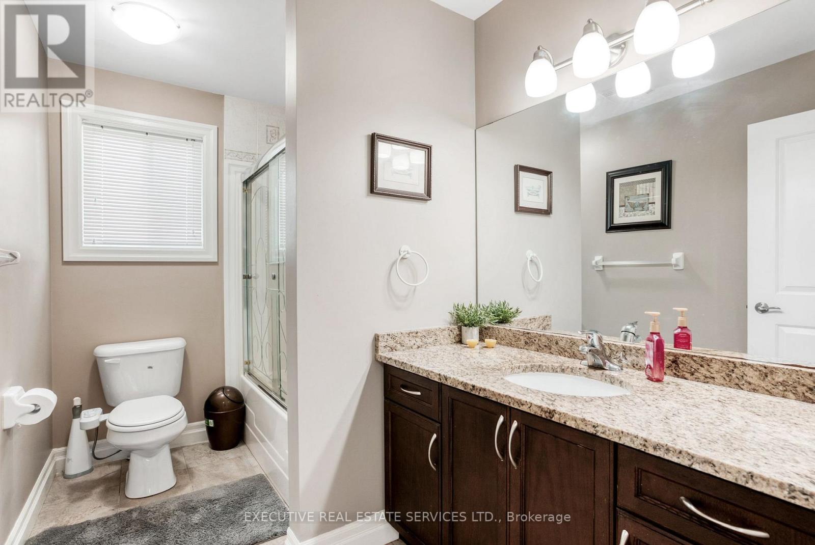 2884 Devon Road Property Photo 23
