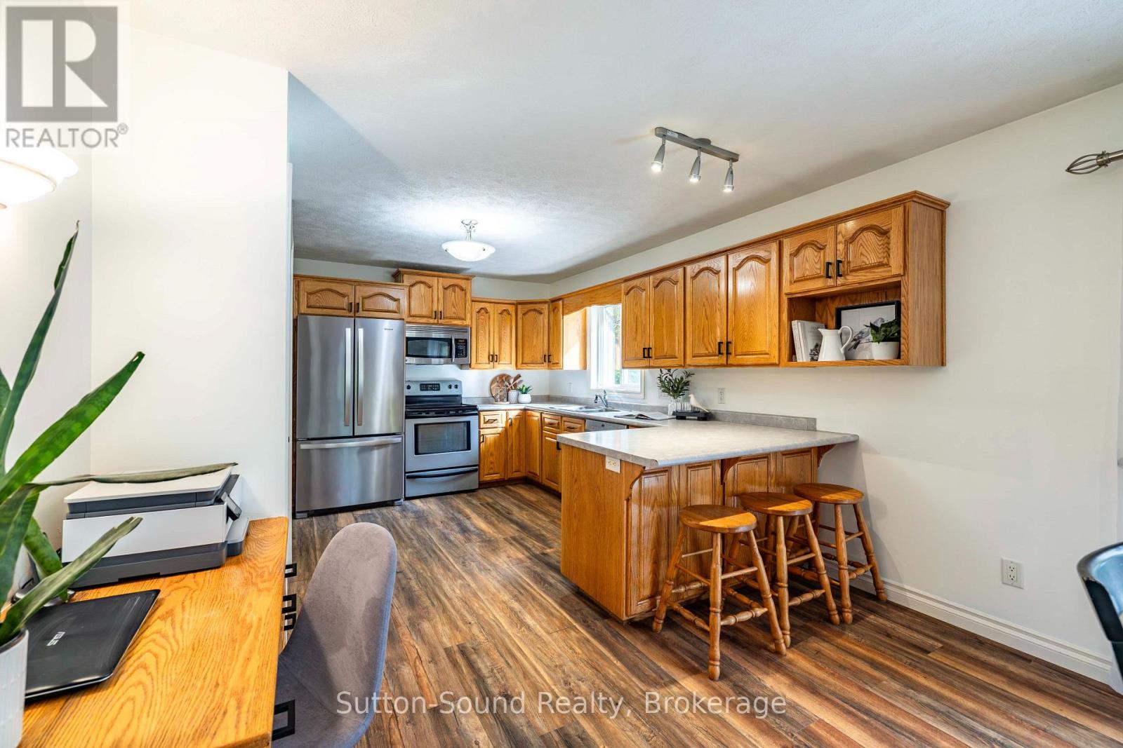 143712 15 Side Road Property Photo 10