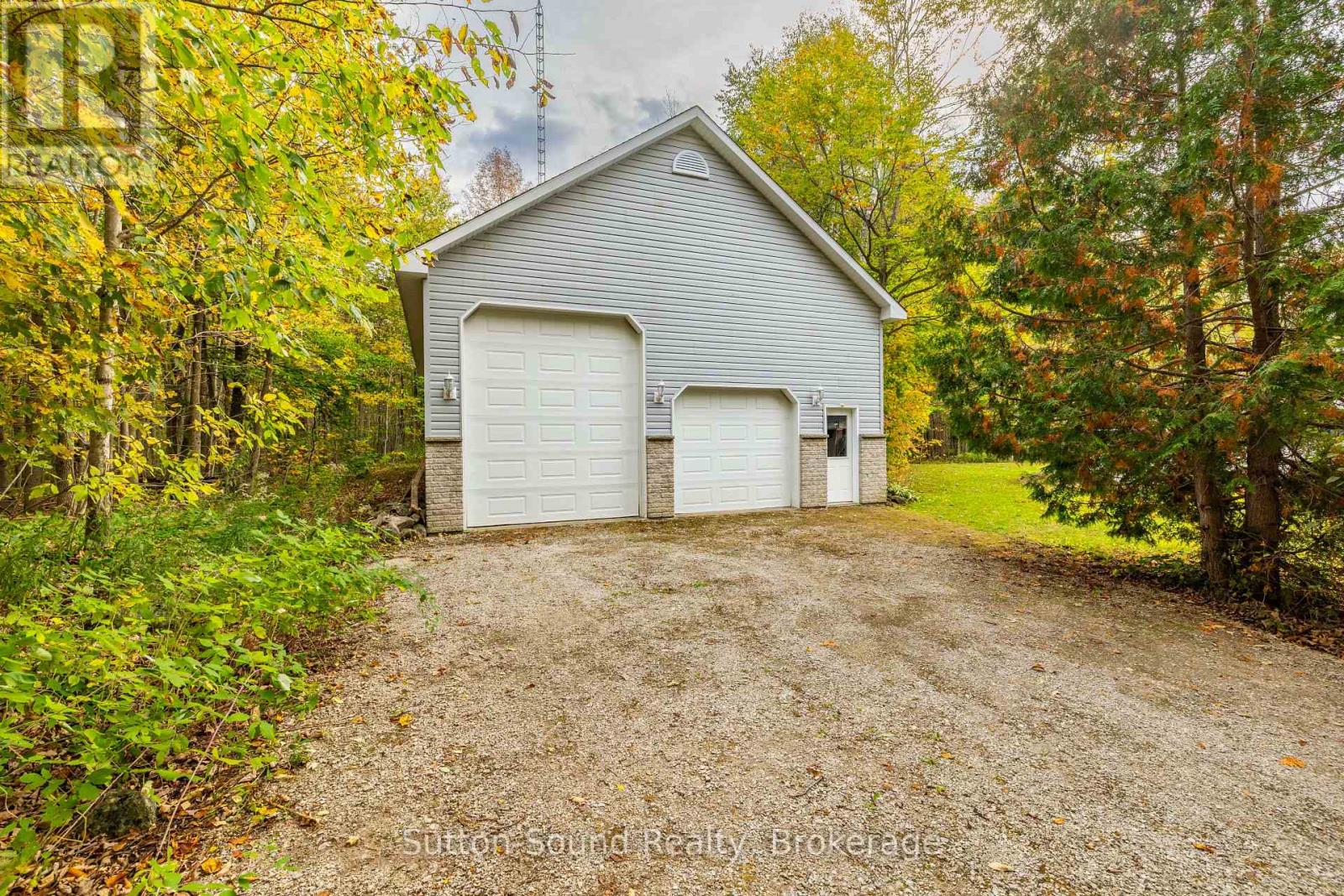 143712 15 Side Road Property Photo 34