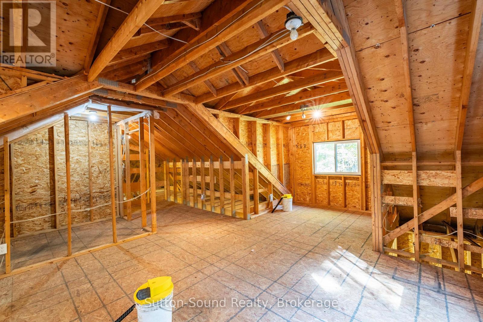 143712 15 Side Road Property Photo 38