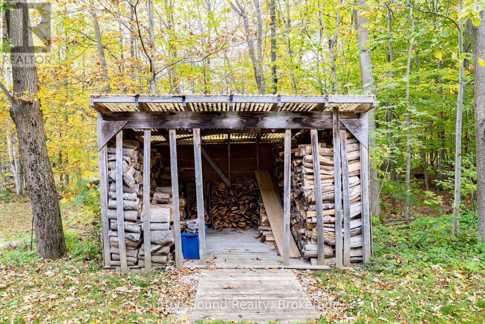 143712 15 Side Road Property Photo 41