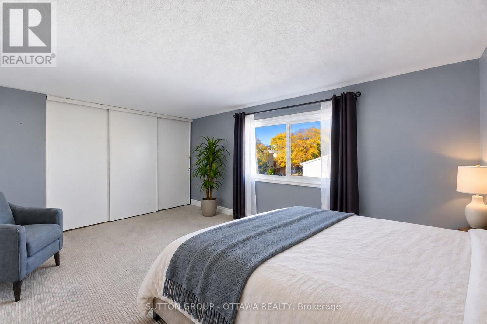 71 - 2415 Southvale Crescent Property Photo 31