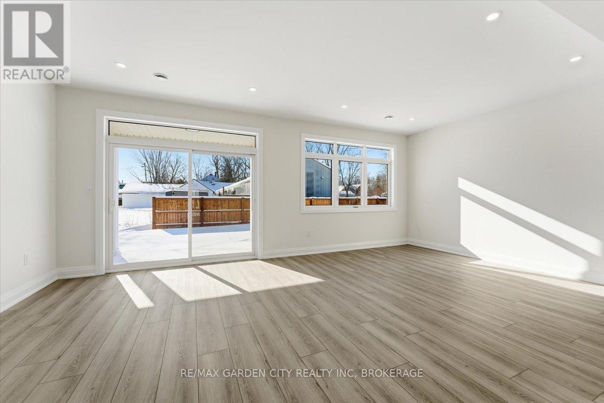 3693 Elm Street Property Photo 5
