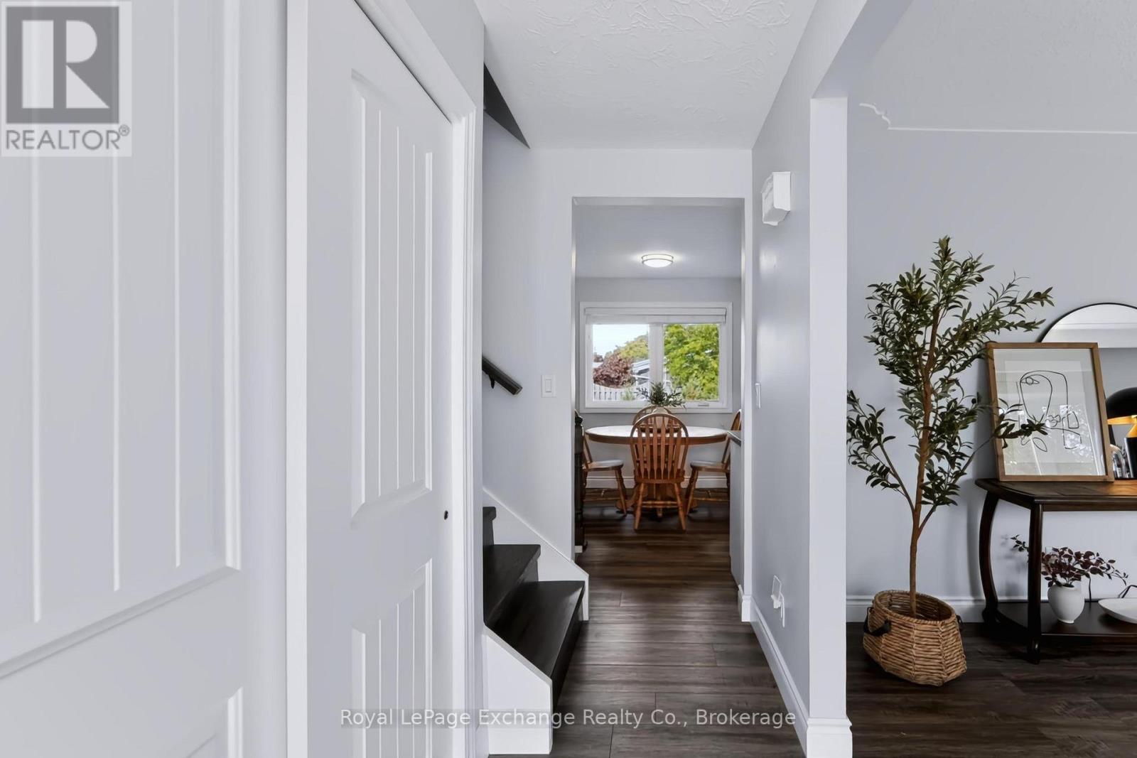 40 Golf Links Road Property Photo 7