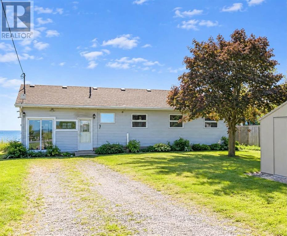 18200 Erie Shore Drive Property Photo 1