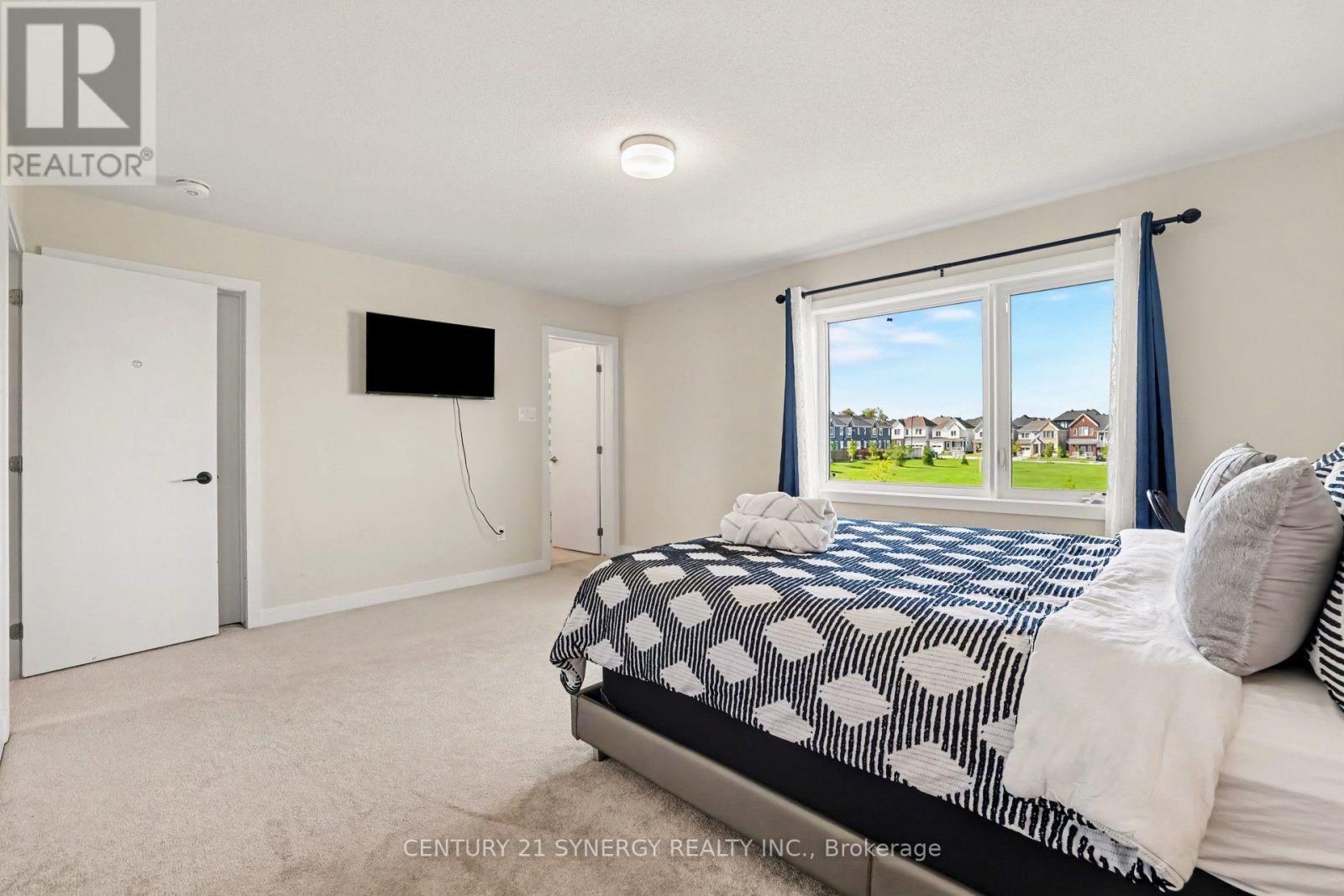 320 Canadensis Lane Property Photo 8