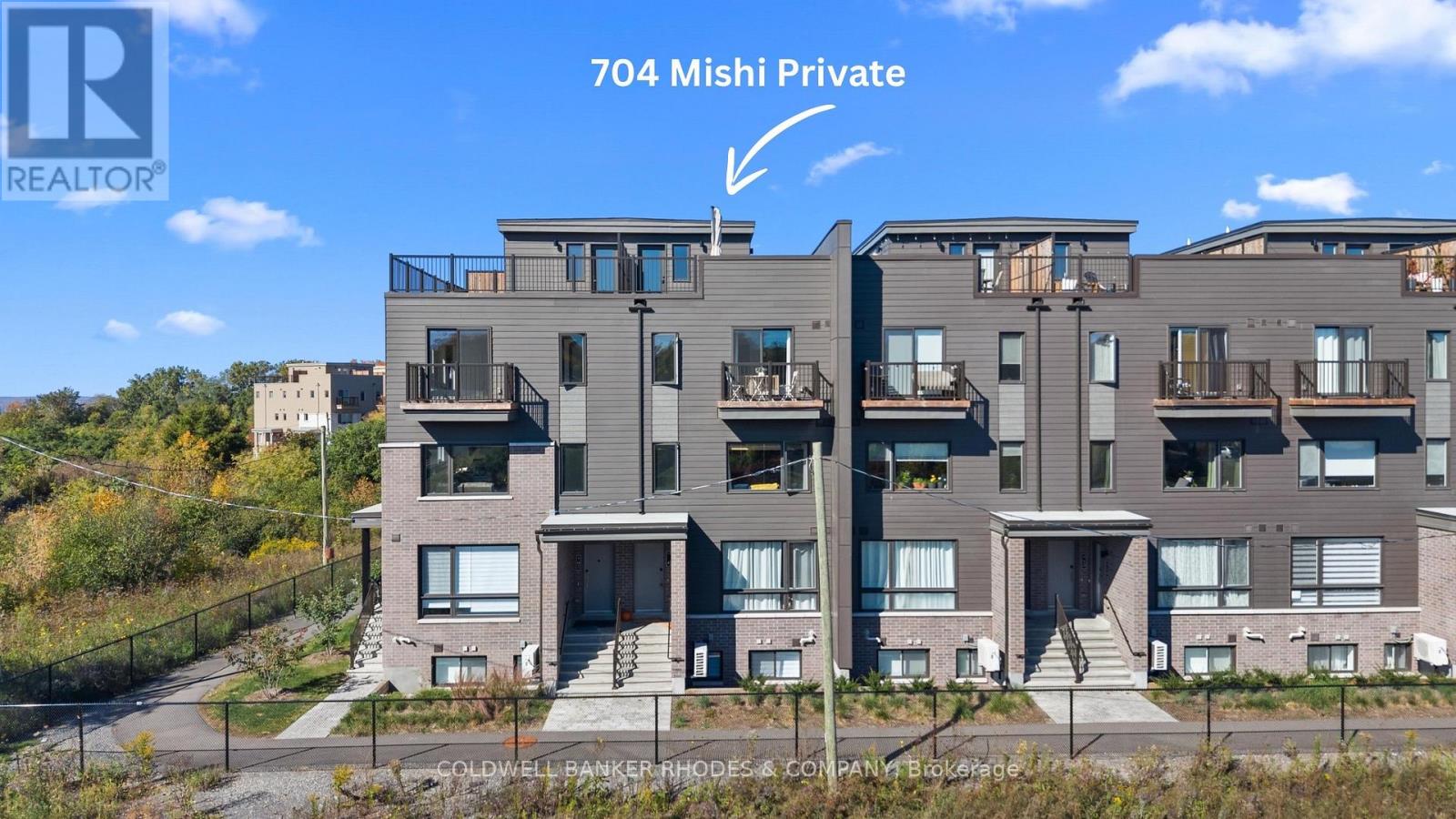 704 Mishi Private Property Photo 1