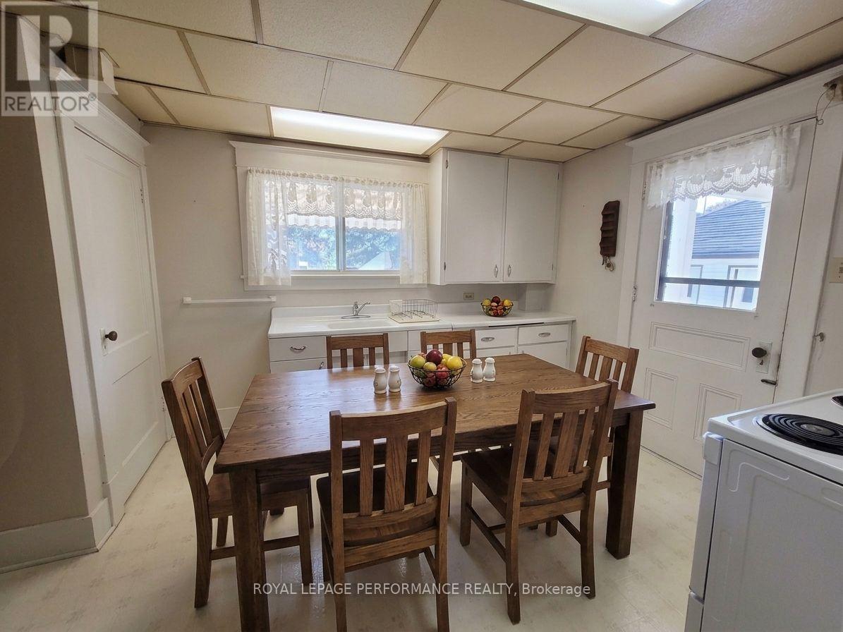 436 Fourth Street E Property Photo 12