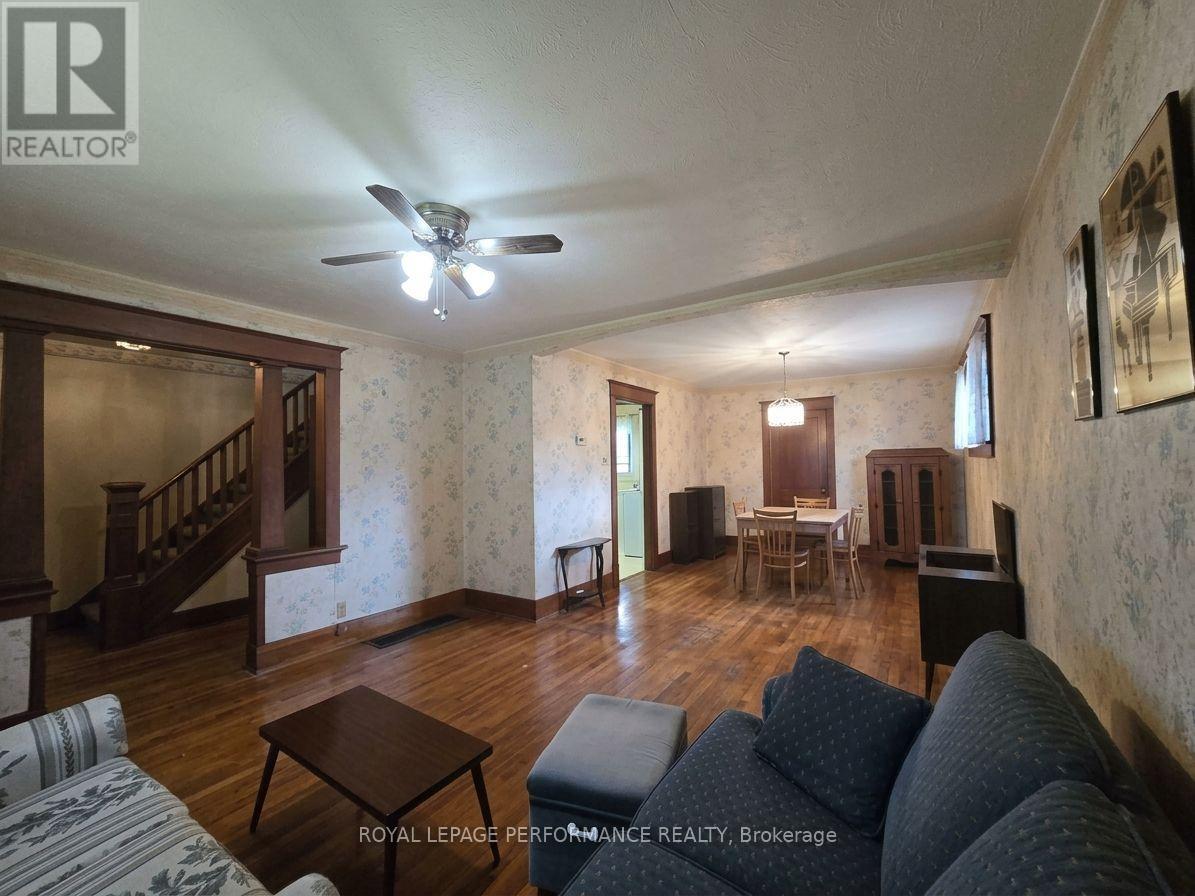 436 Fourth Street E Property Photo 18