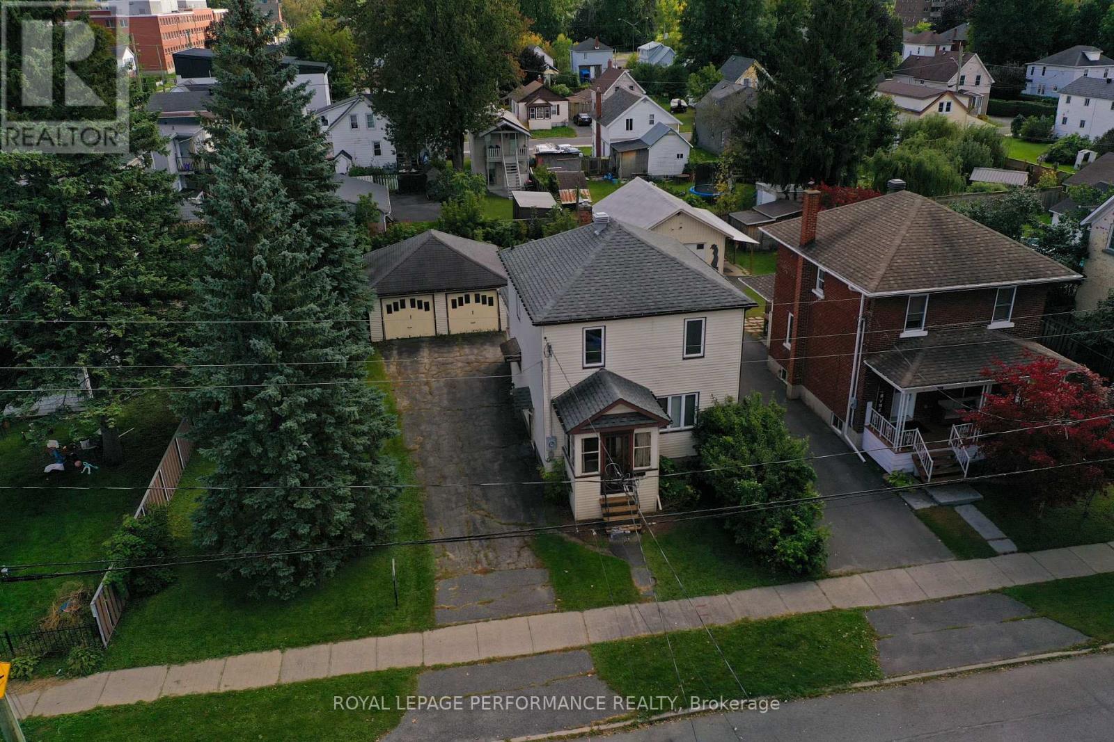 436 Fourth Street E Property Photo 34
