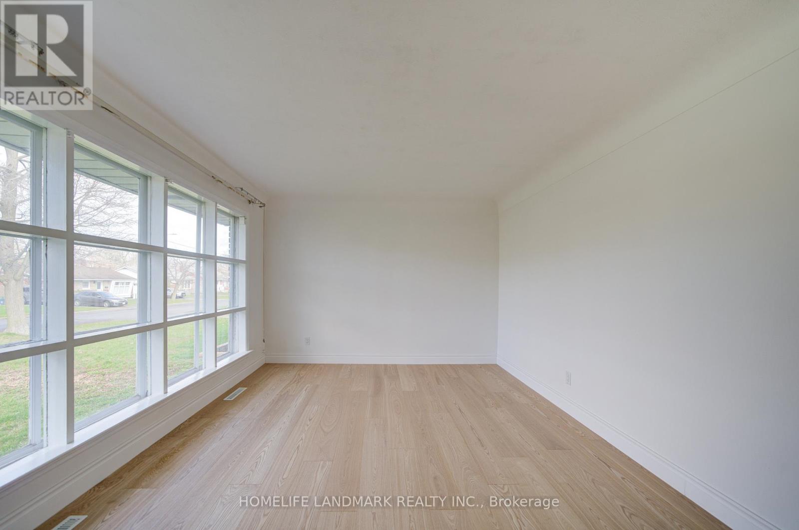 95 Jacobson Avenue Property Photo 6