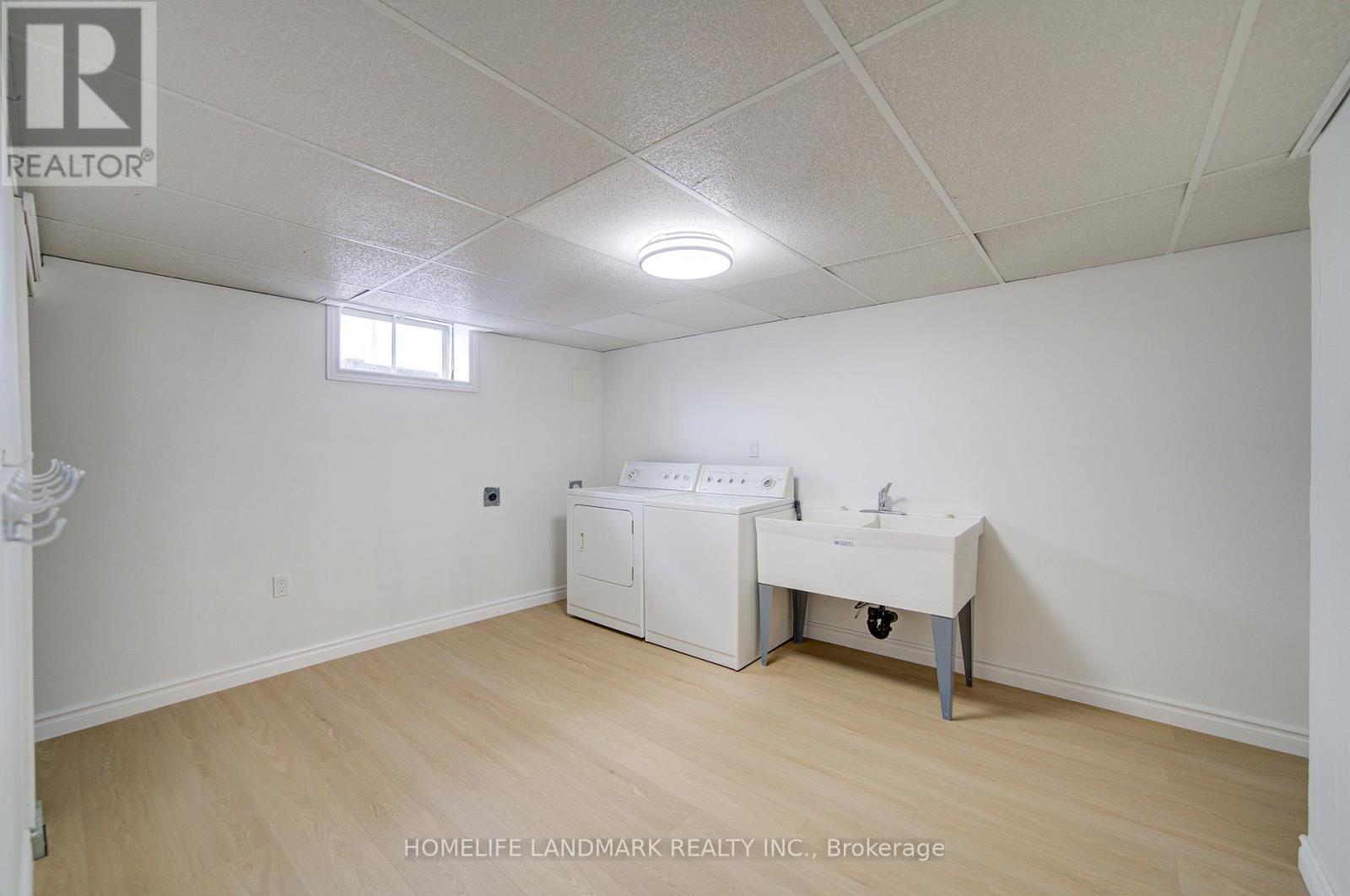 95 Jacobson Avenue Property Photo 32
