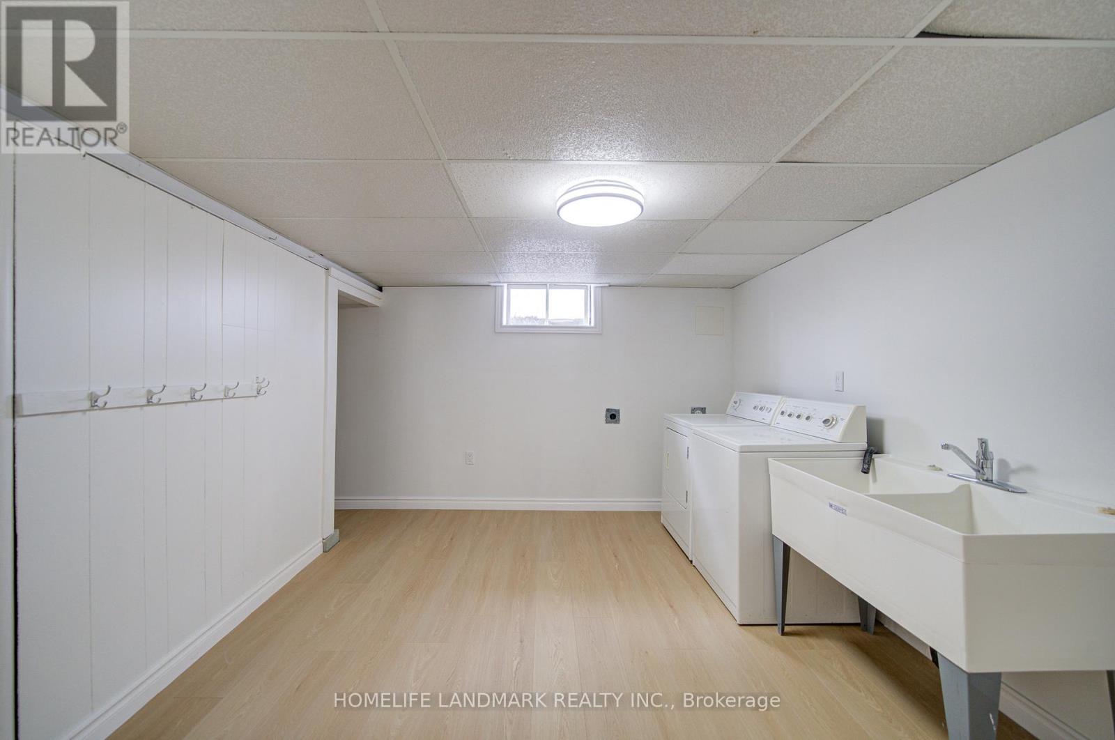 95 Jacobson Avenue Property Photo 33