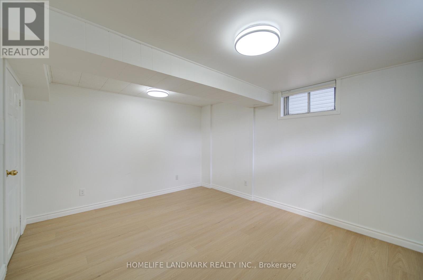 95 Jacobson Avenue Property Photo 41