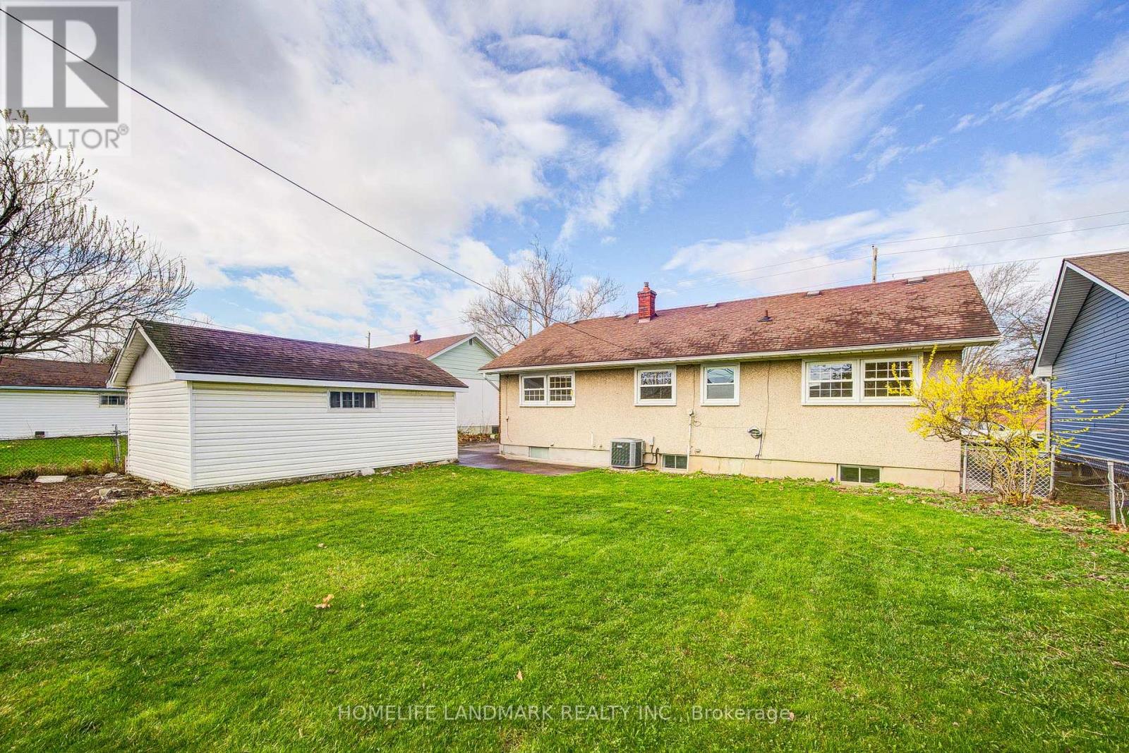 95 Jacobson Avenue Property Photo 46
