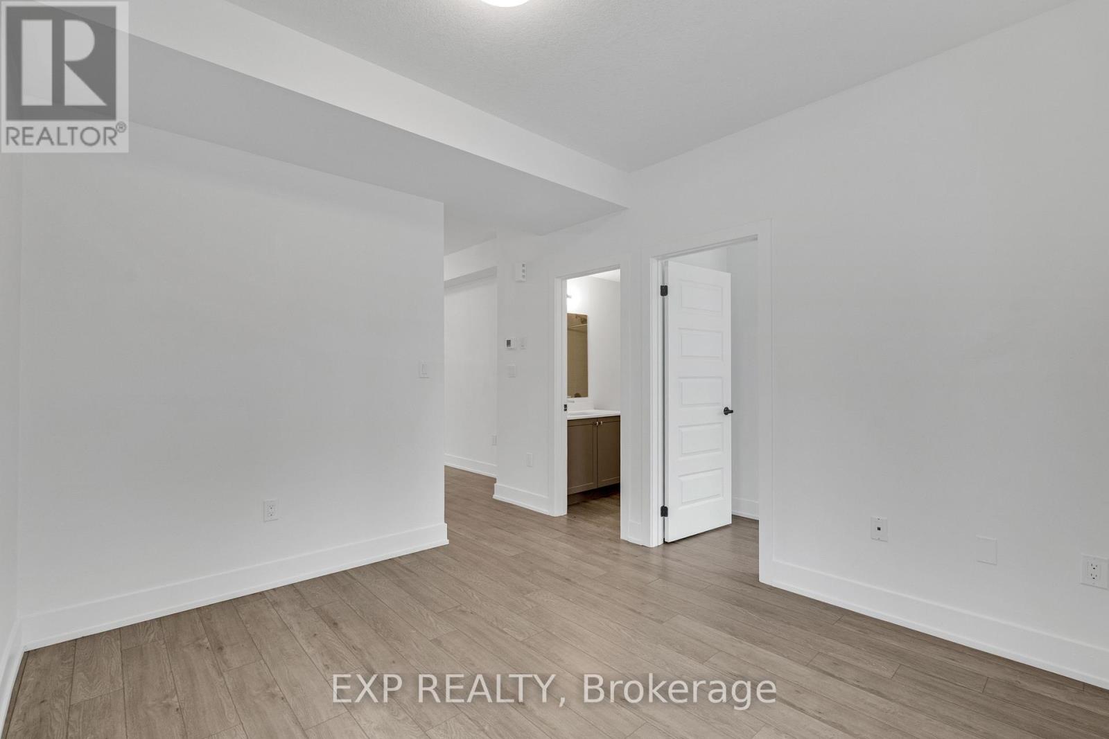 61 - 99 Roger Street Property Photo 13