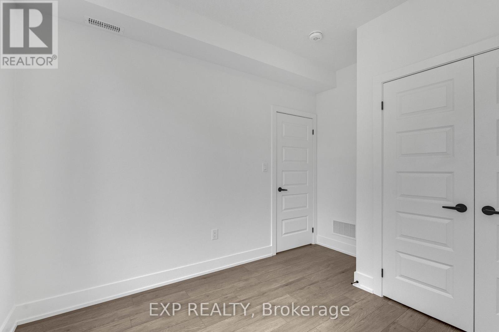 61 - 99 Roger Street Property Photo 17