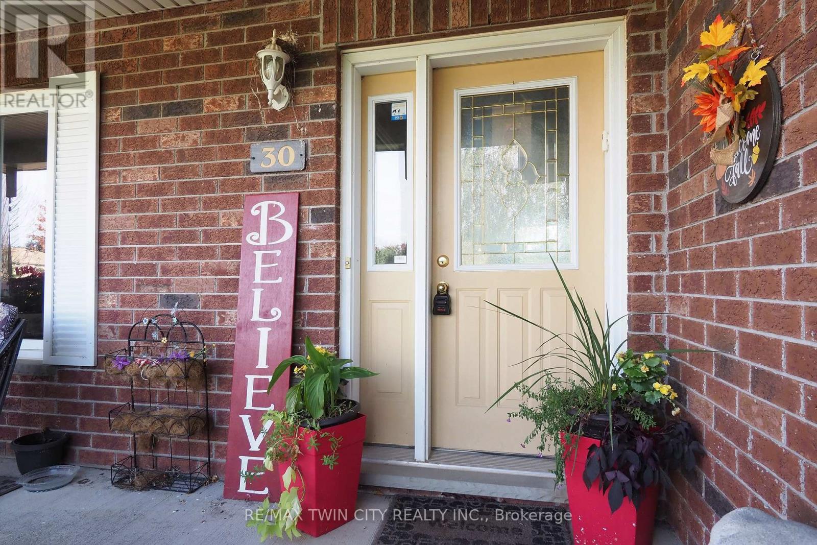 30 Nesbitt Street Property Photo 5