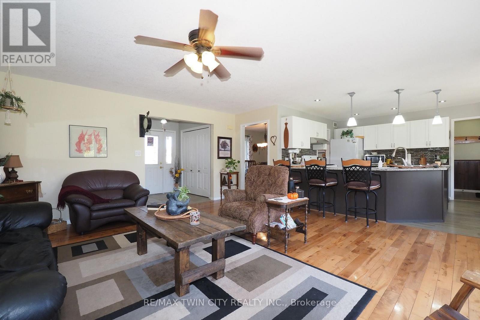 30 Nesbitt Street Property Photo 9