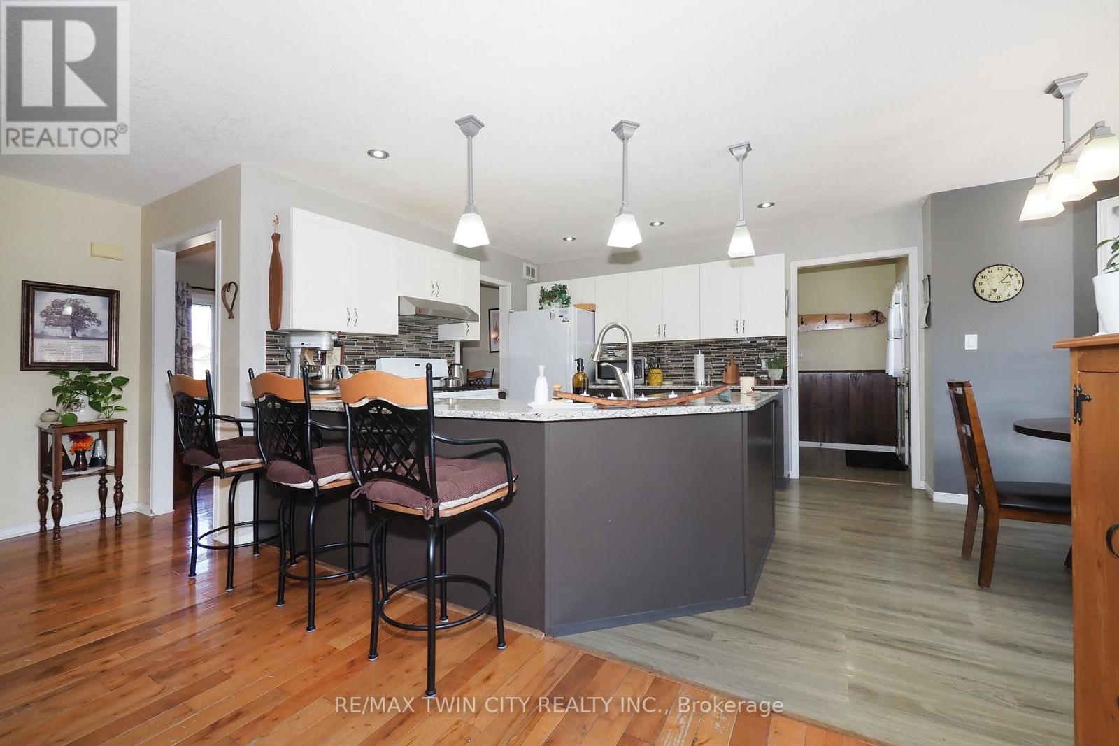 30 Nesbitt Street Property Photo 12