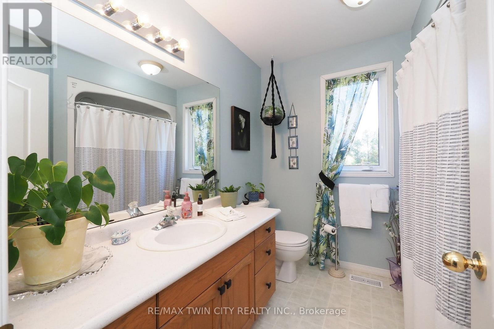 30 Nesbitt Street Property Photo 22