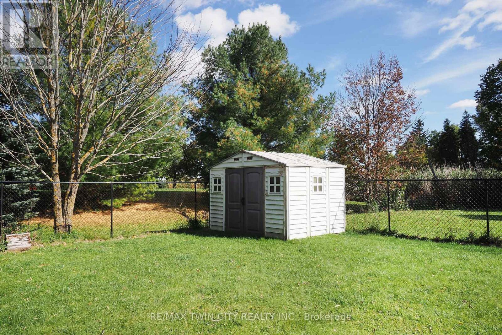 30 Nesbitt Street Property Photo 46