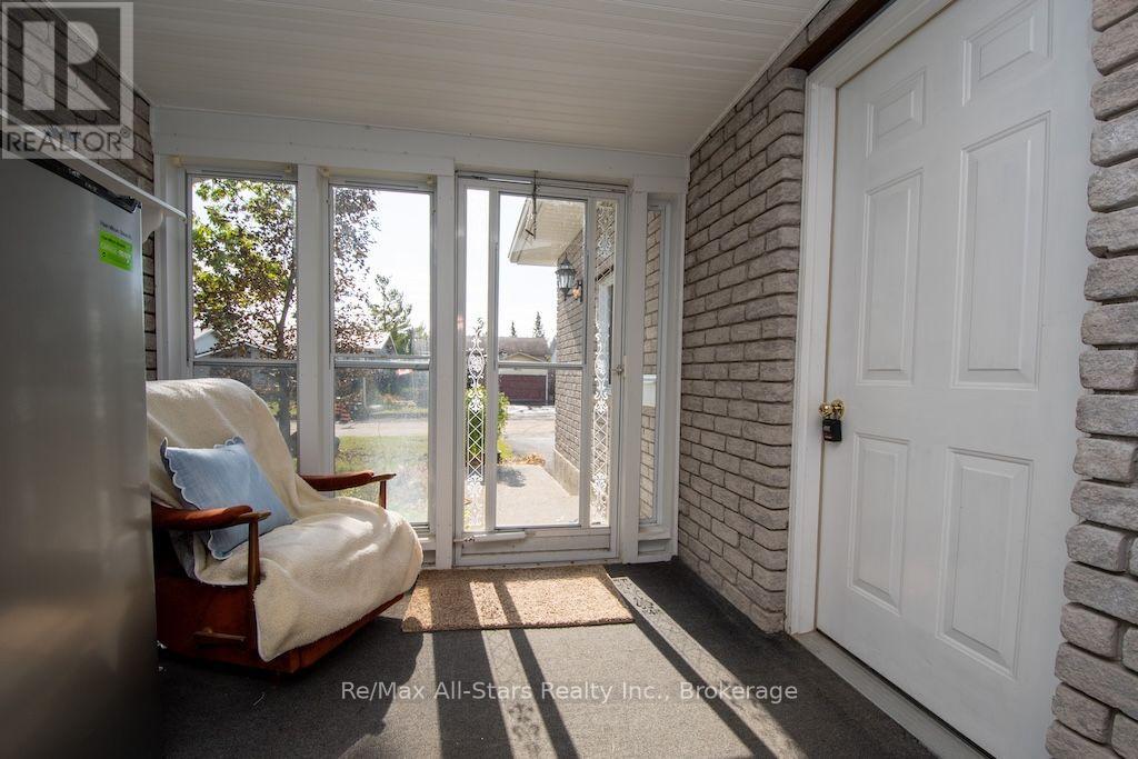 41 Cedartree Lane Property Photo 5