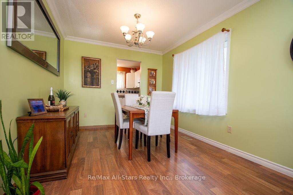 41 Cedartree Lane Property Photo 11