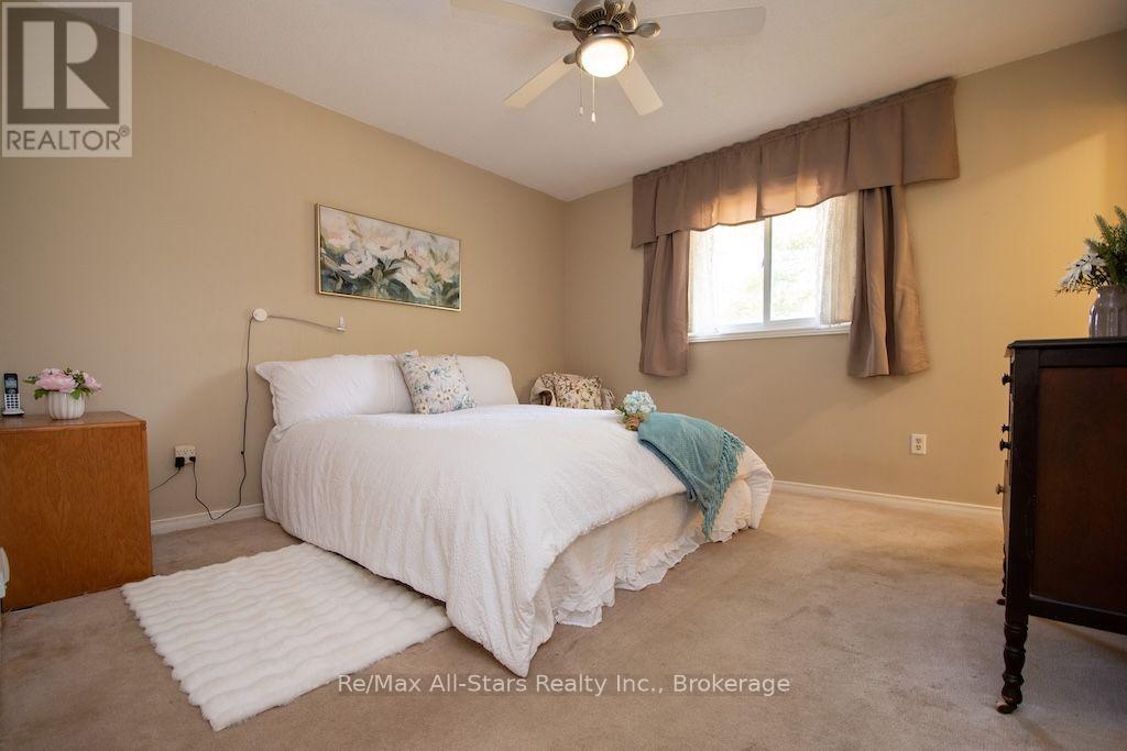 41 Cedartree Lane Property Photo 18
