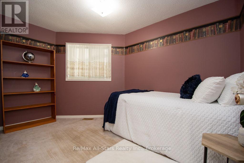 41 Cedartree Lane Property Photo 22