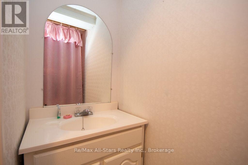 41 Cedartree Lane Property Photo 35