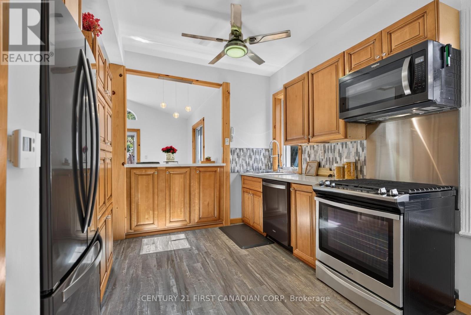 75 Alma Street Property Photo 14
