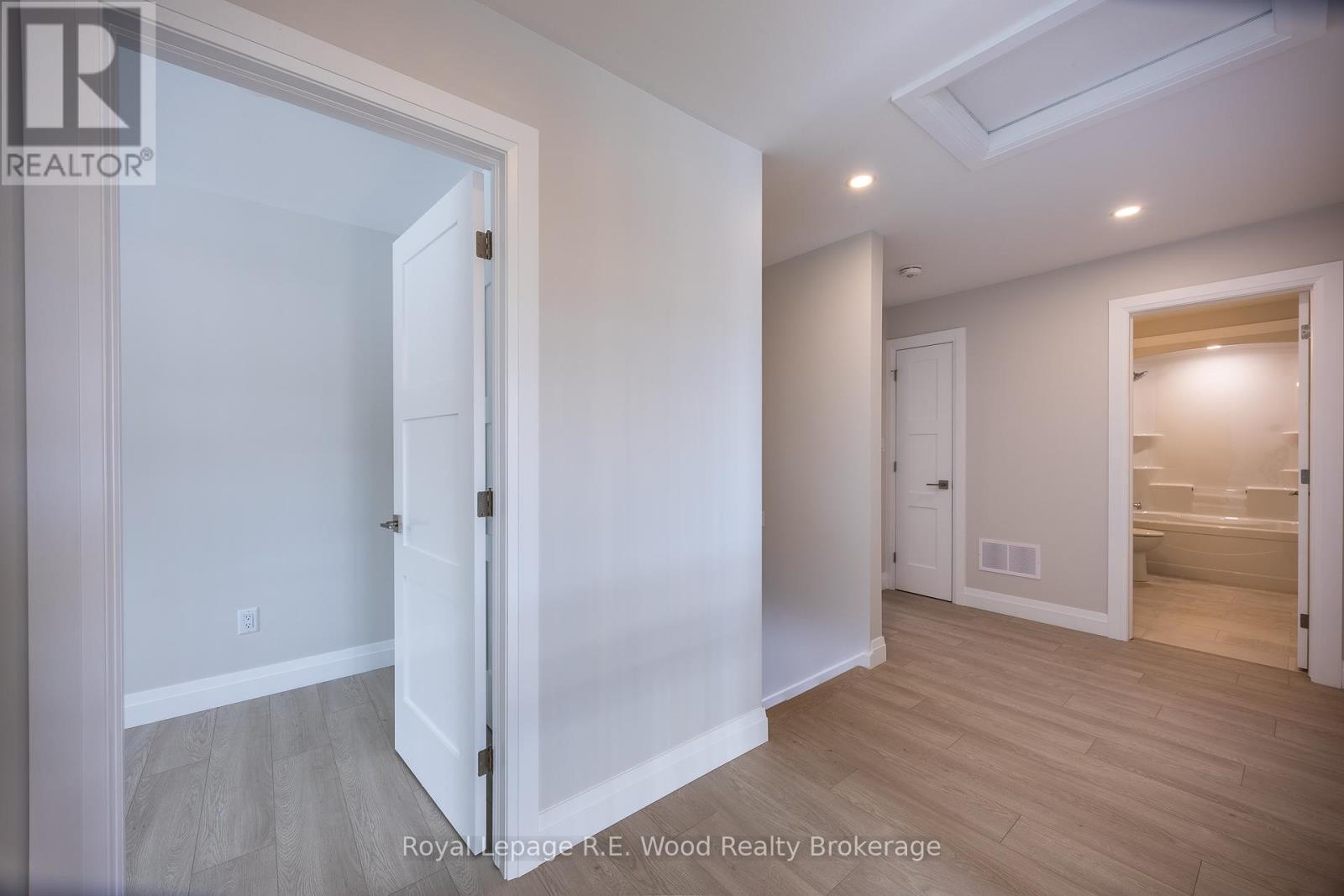 11 Greenhill Drive Property Photo 28