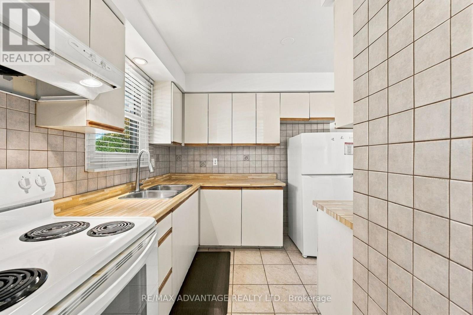 15 Cheswick Circle Property Photo 12