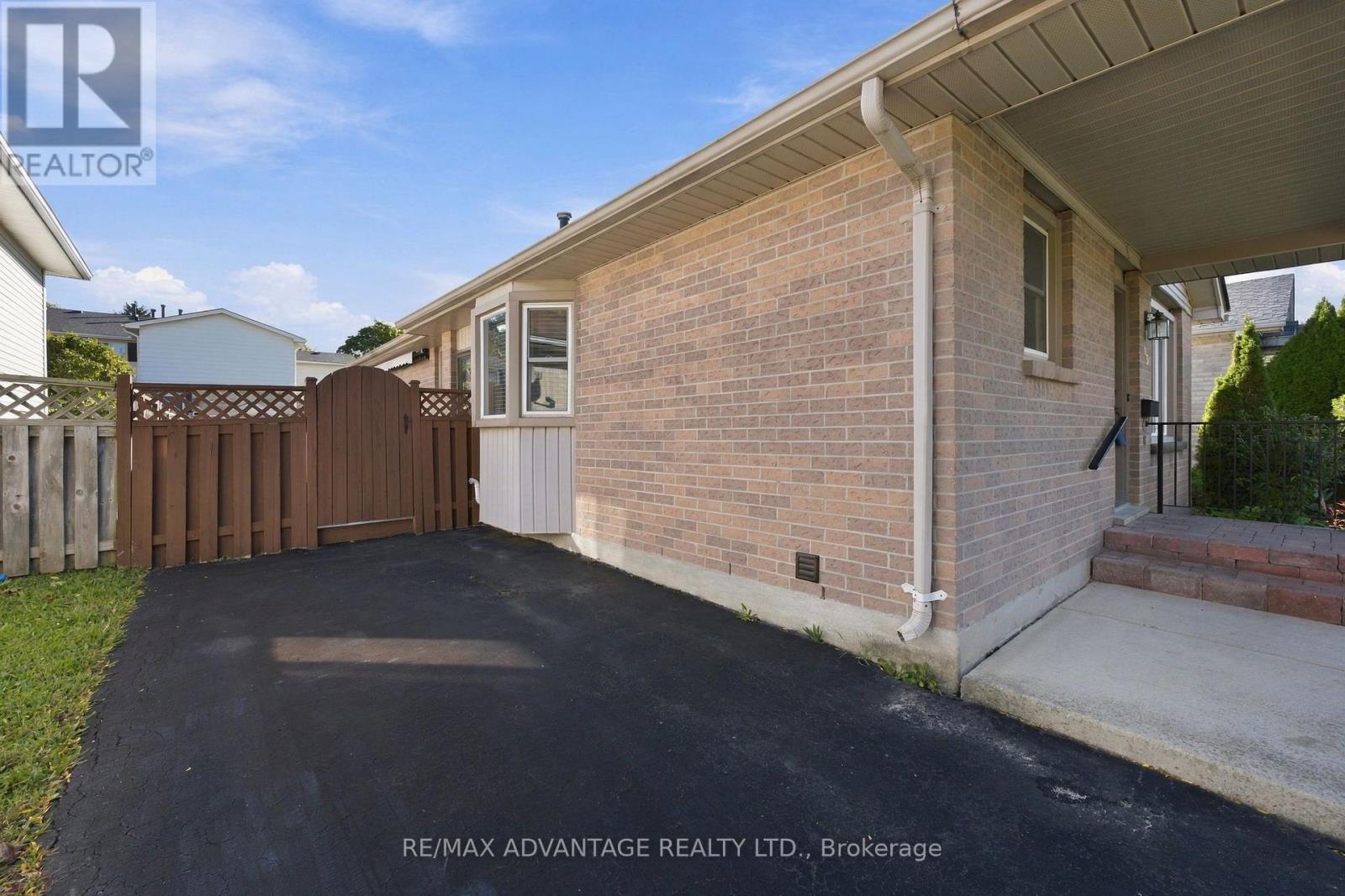 15 Cheswick Circle Property Photo 28