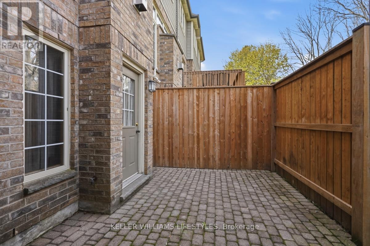 24 - 519 Riverside Drive Property Photo 5