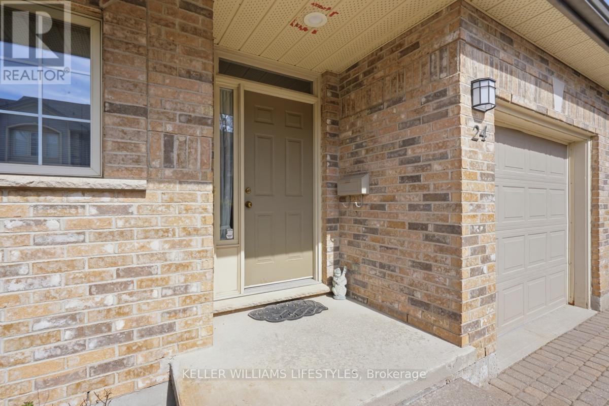 24 - 519 Riverside Drive Property Photo 9
