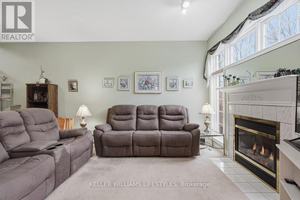 24 - 519 Riverside Drive Property Photo 15