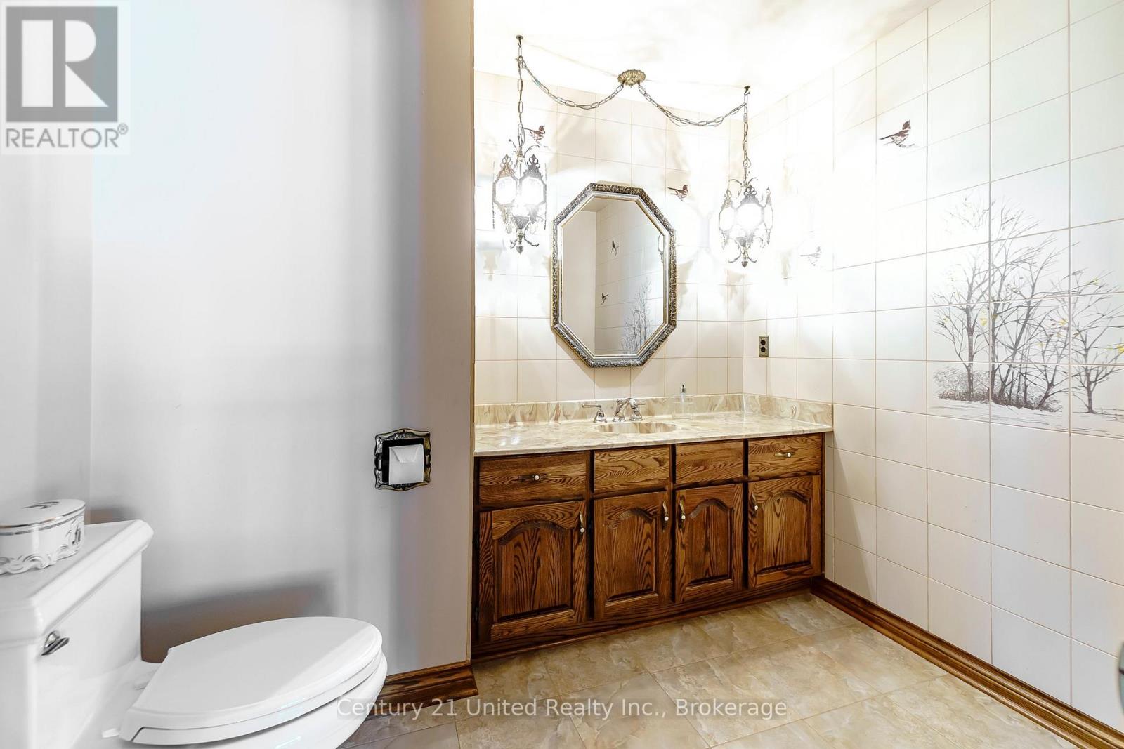 136 Wallis Drive Property Photo 17