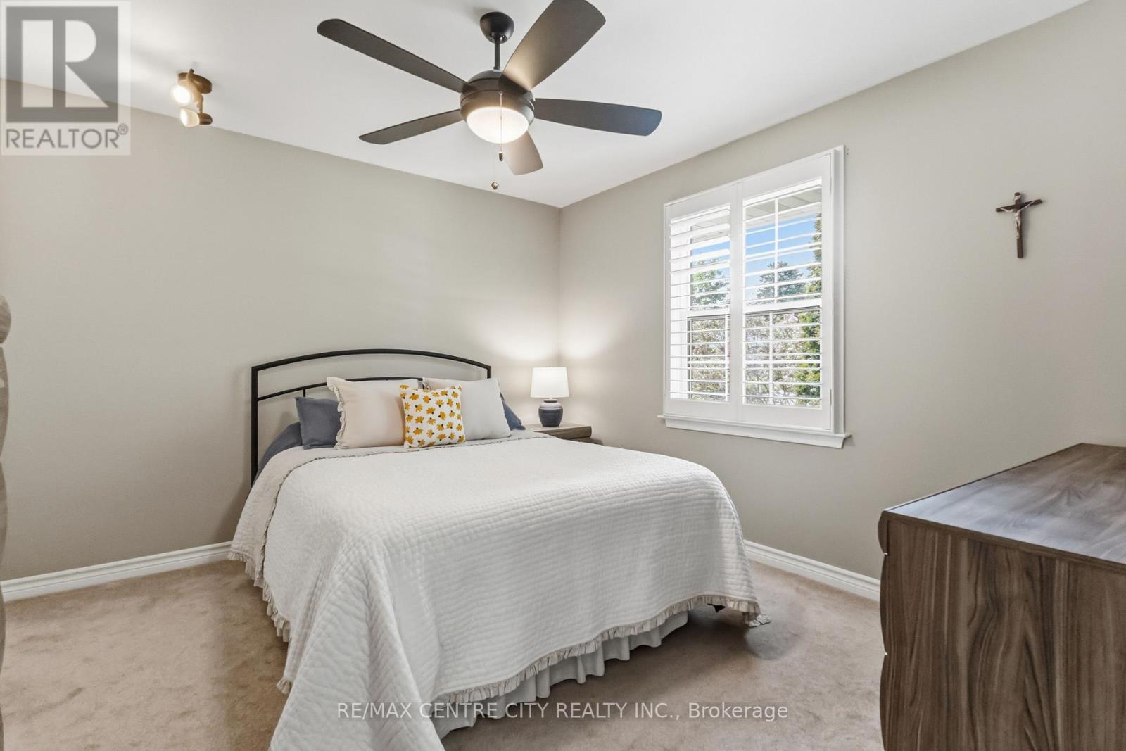 639 Dunboyne Crescent Property Photo 26
