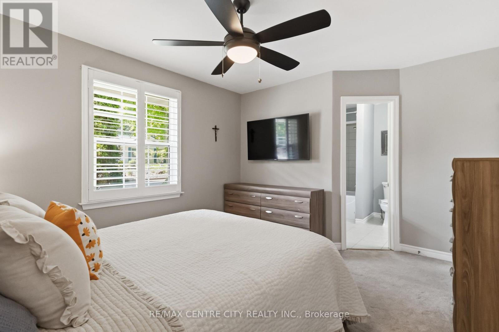 639 Dunboyne Crescent Property Photo 27