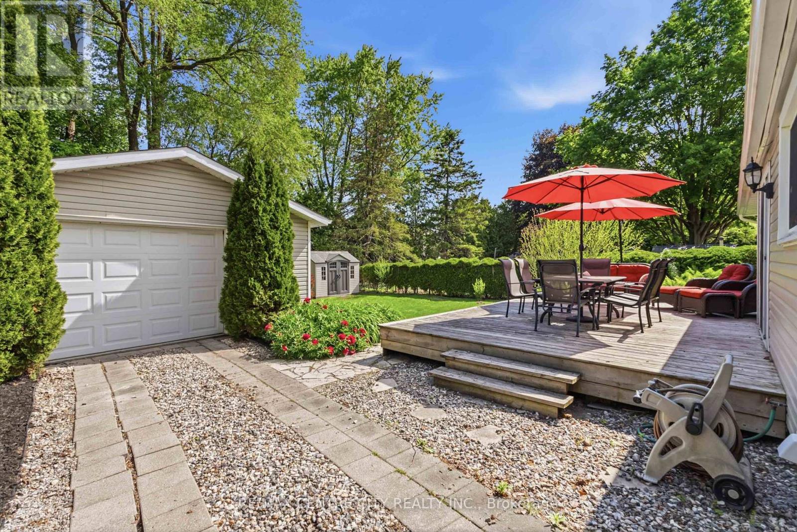639 Dunboyne Crescent Property Photo 38