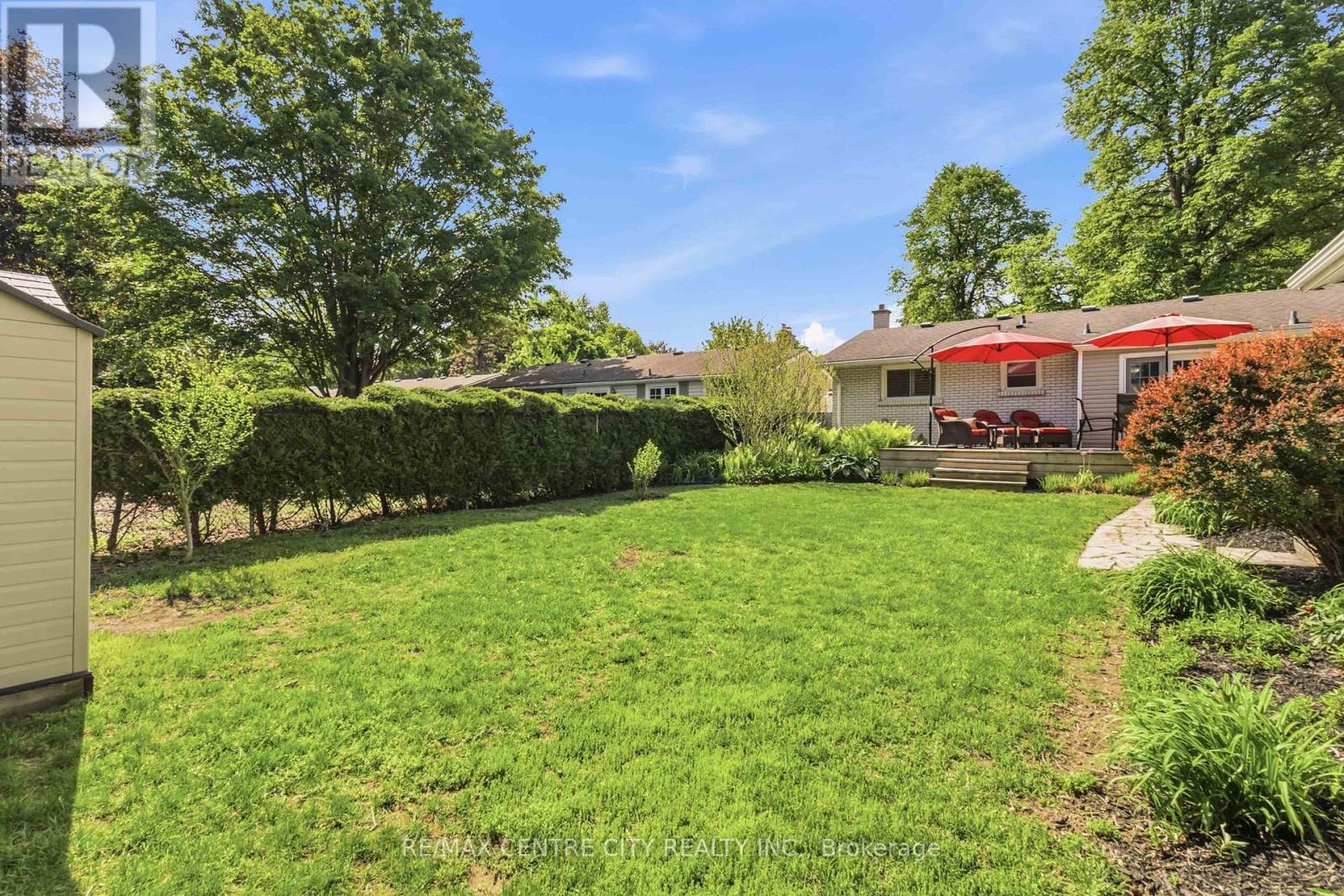 639 Dunboyne Crescent Property Photo 43