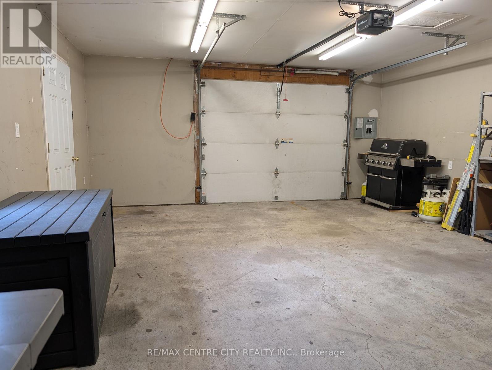 639 Dunboyne Crescent Property Photo 48