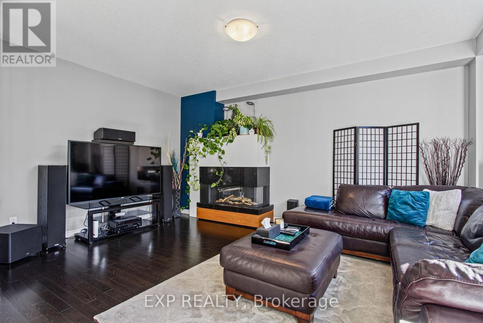 7 Lampman Drive Property Photo 10