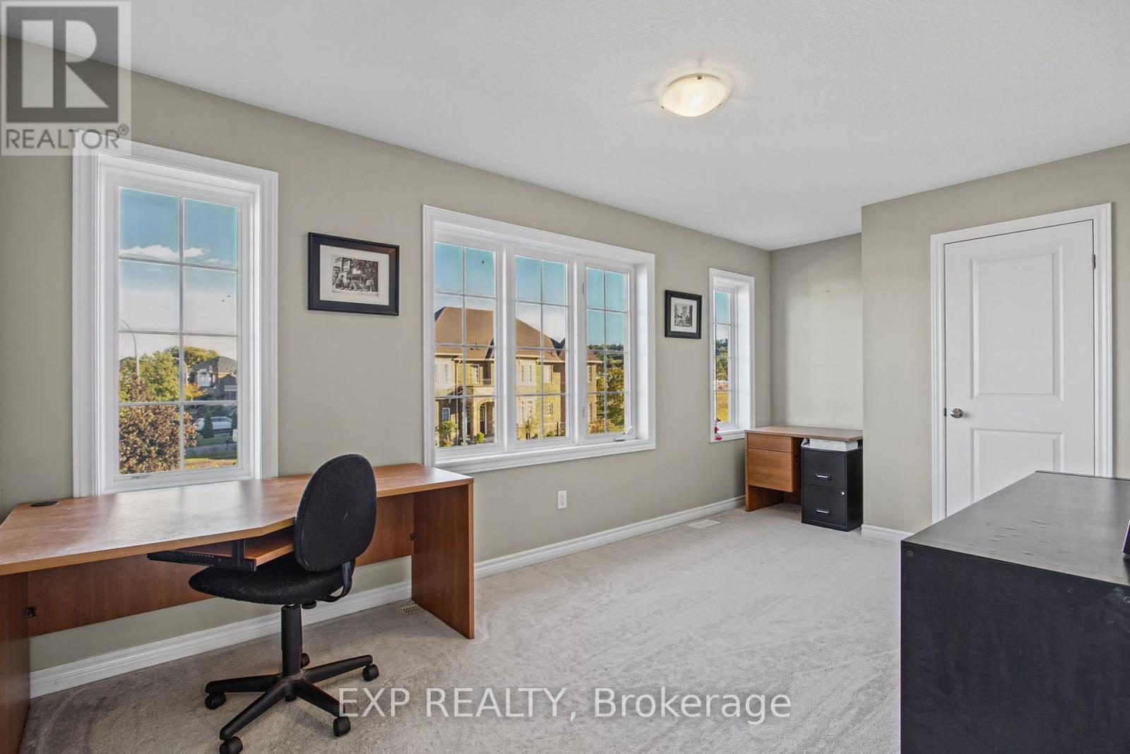 7 Lampman Drive Property Photo 17