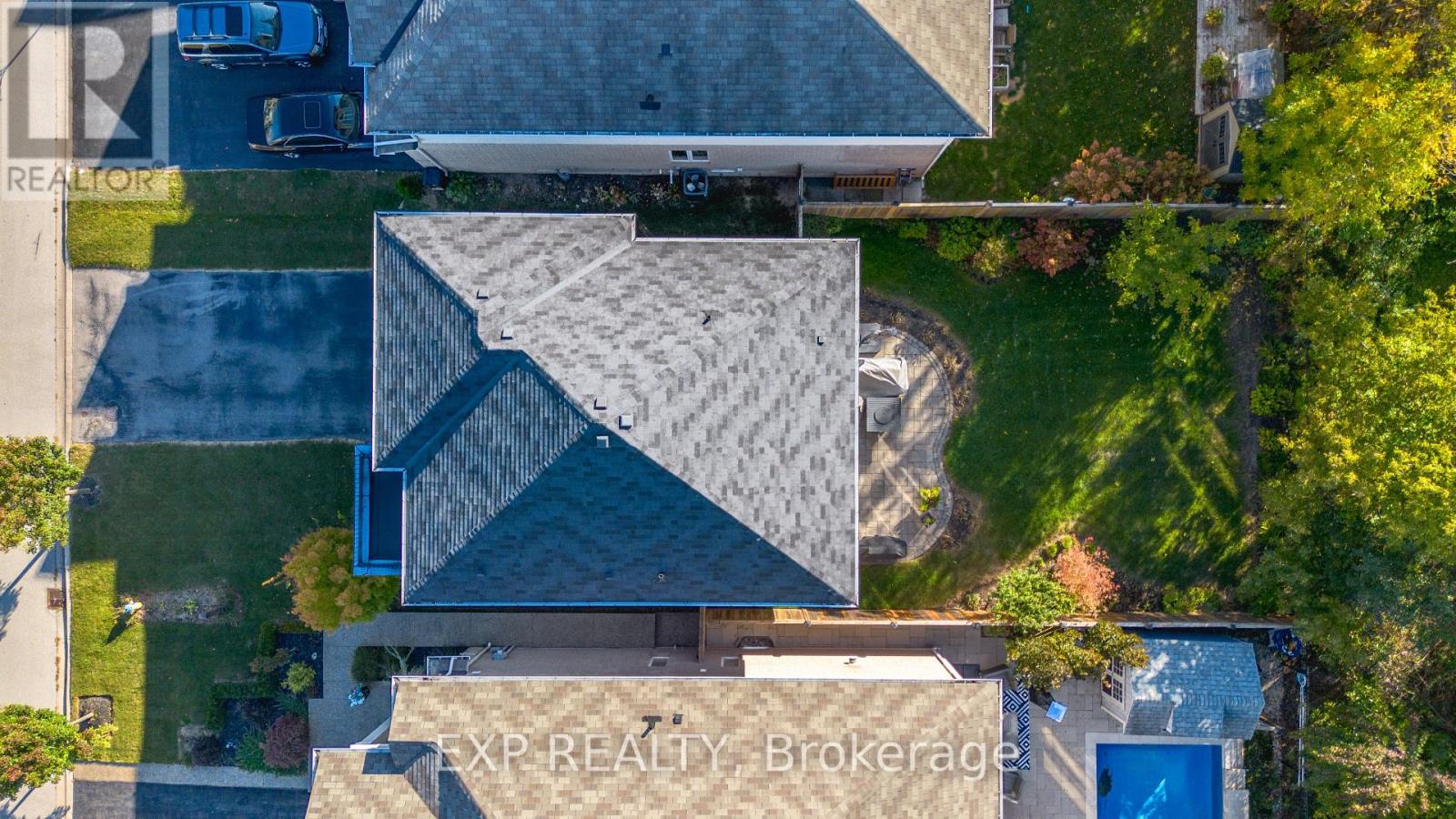 7 Lampman Drive Property Photo 32